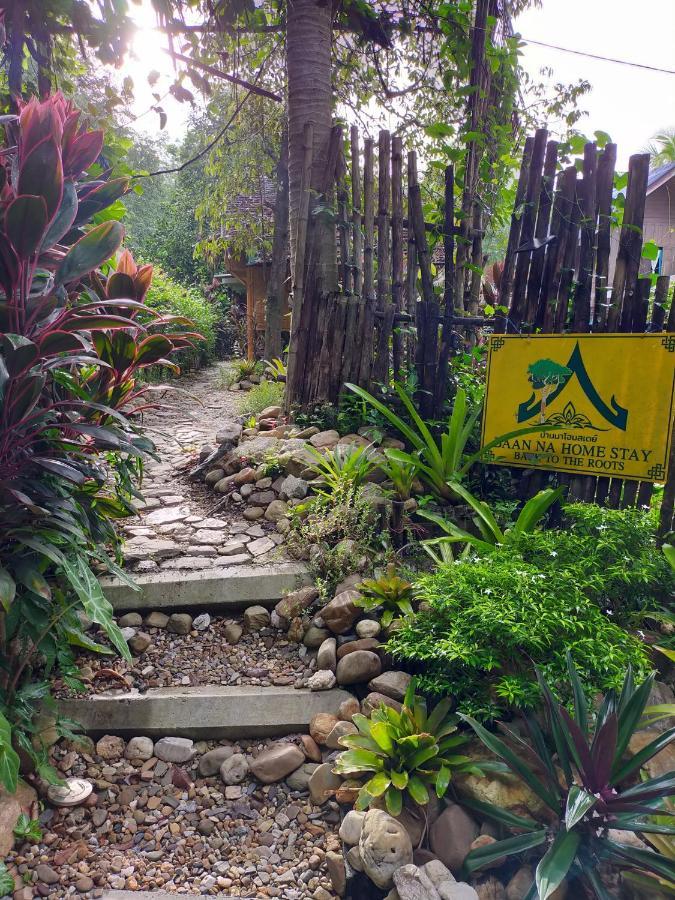 Nakhon Si Ban Na Homestay ナコーンシータンマラート エクステリア 写真