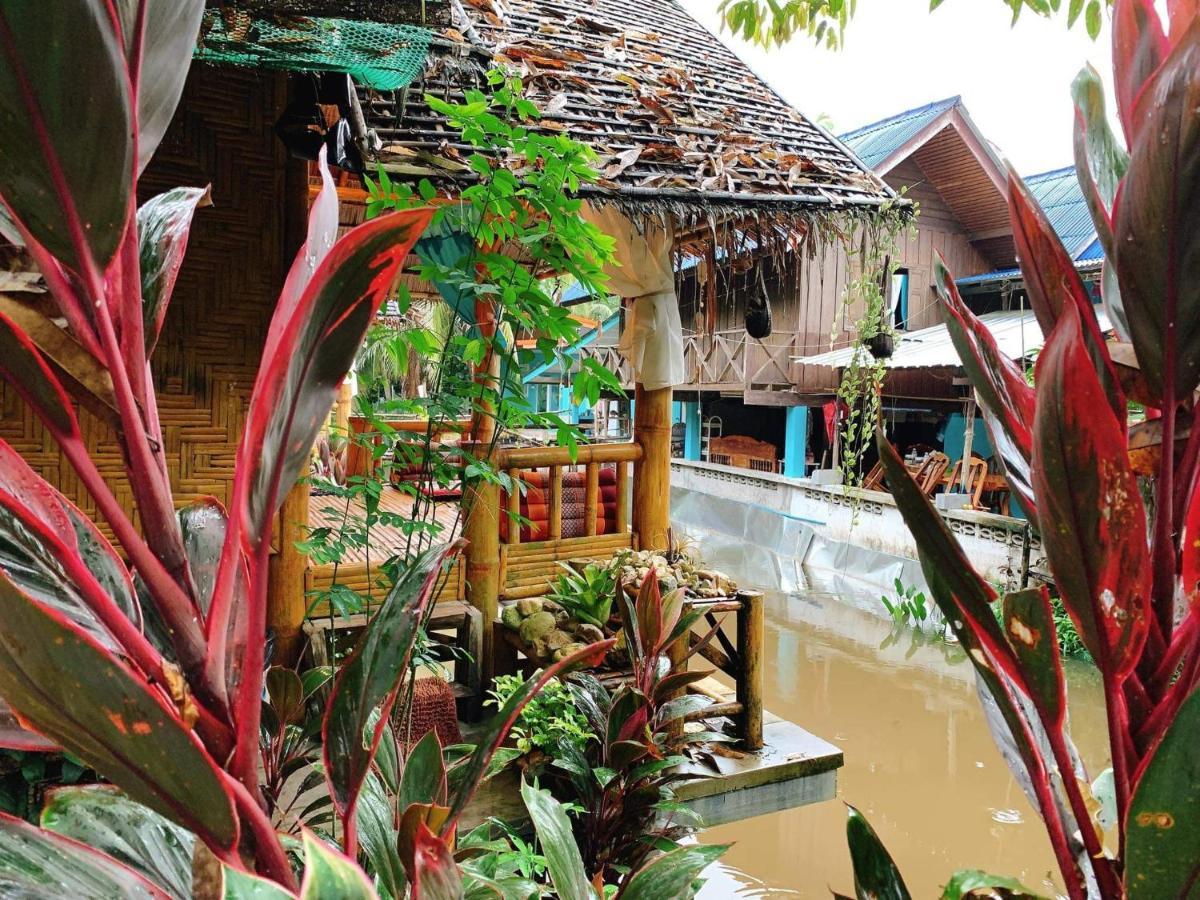 Nakhon Si Ban Na Homestay ナコーンシータンマラート エクステリア 写真