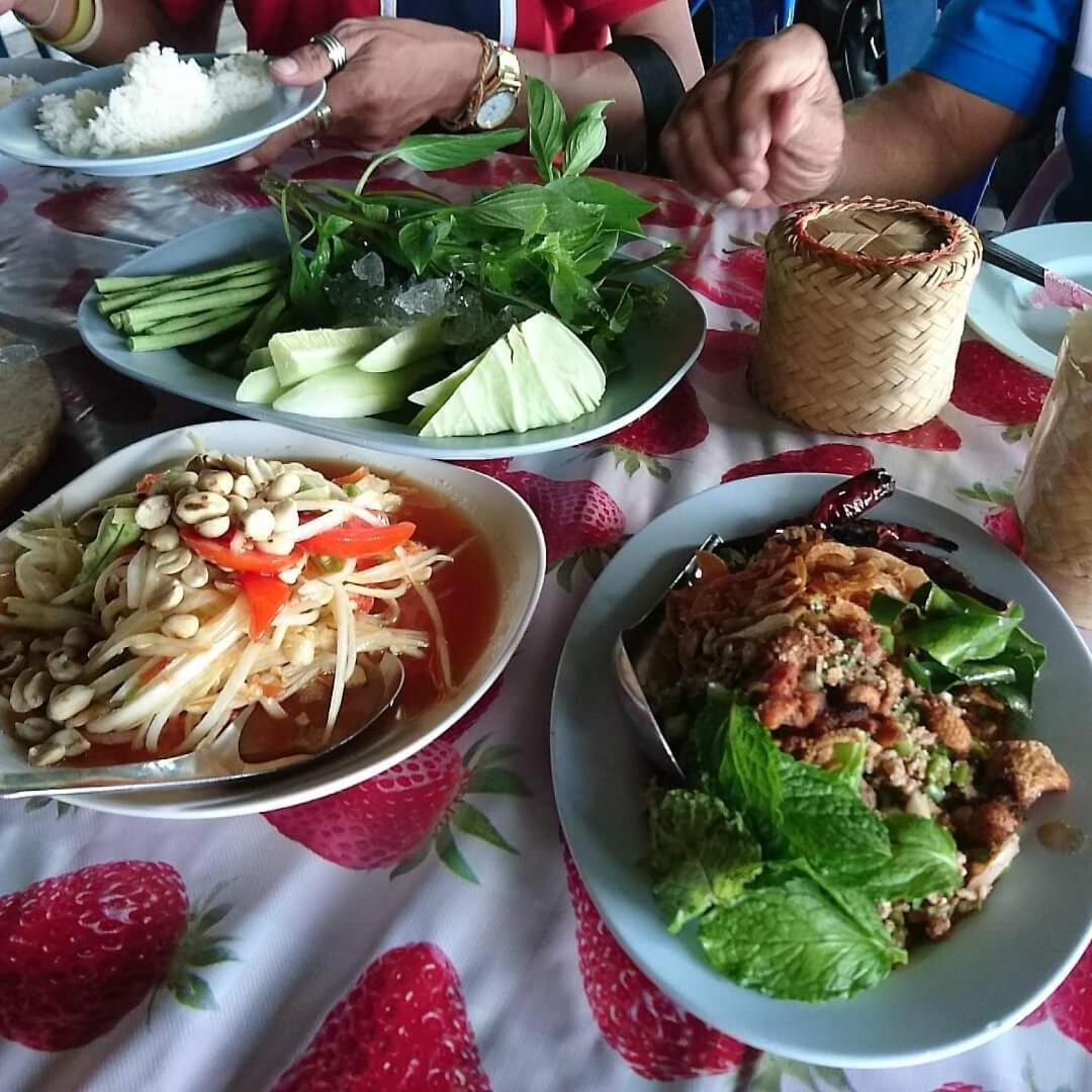 Nakhon Si Ban Na Homestay ナコーンシータンマラート エクステリア 写真